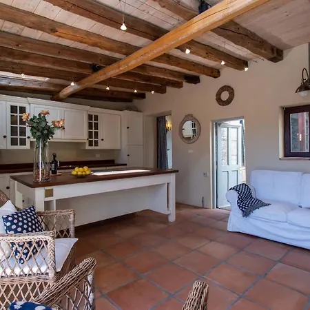 La Casita De Campo